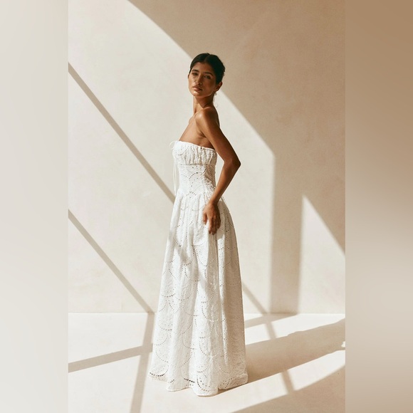 Sabo Skirt White Eyelet Maxi Dress - Picture 5 of 6